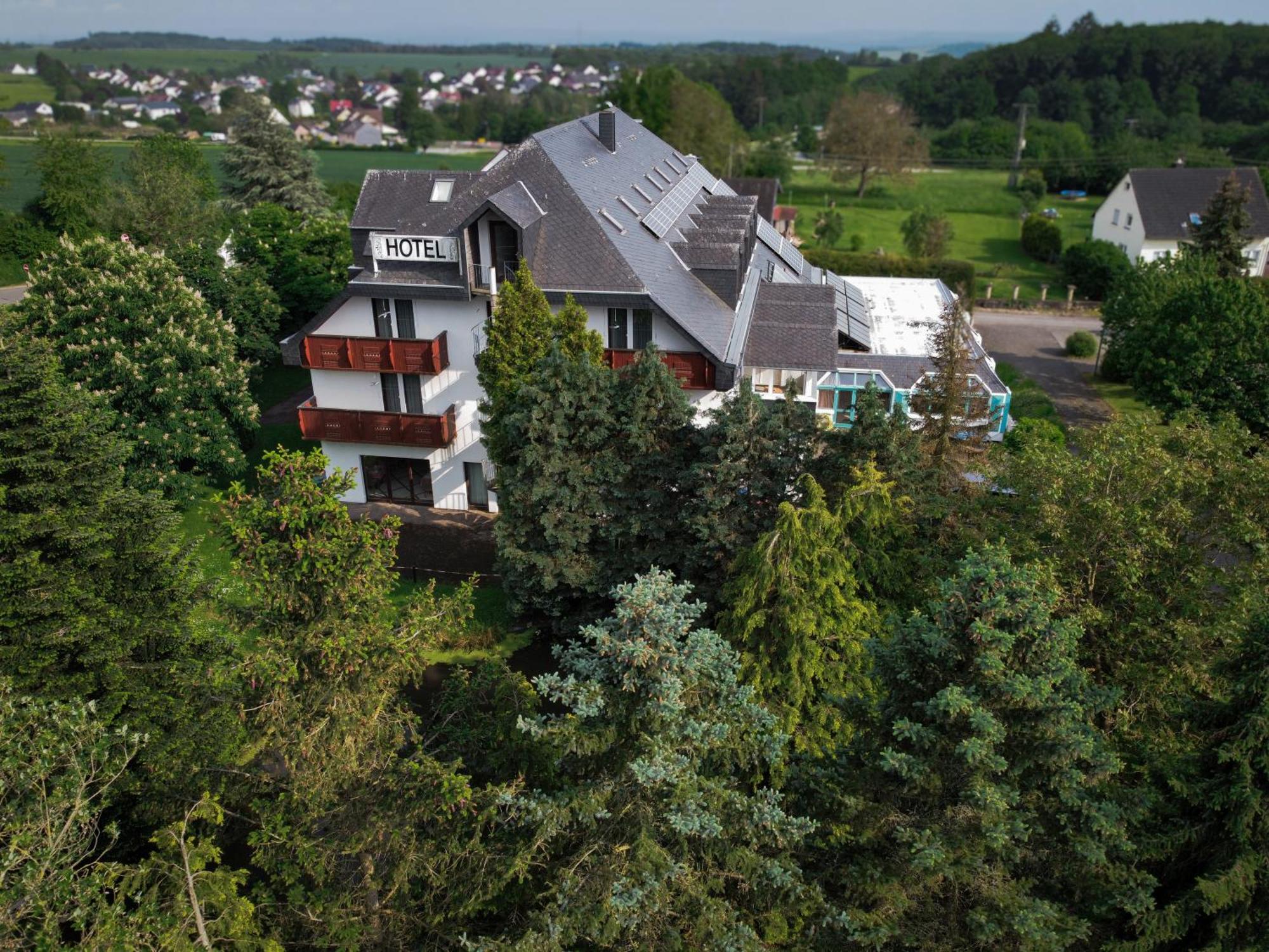 Zenner'S Landhotel Newel Eksteriør billede